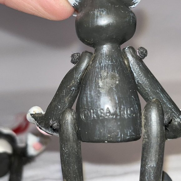 cat ornaments grey sitter dangle legs heart with mouse Set of 2 Approx 4 Inches - Picture 4 of 12